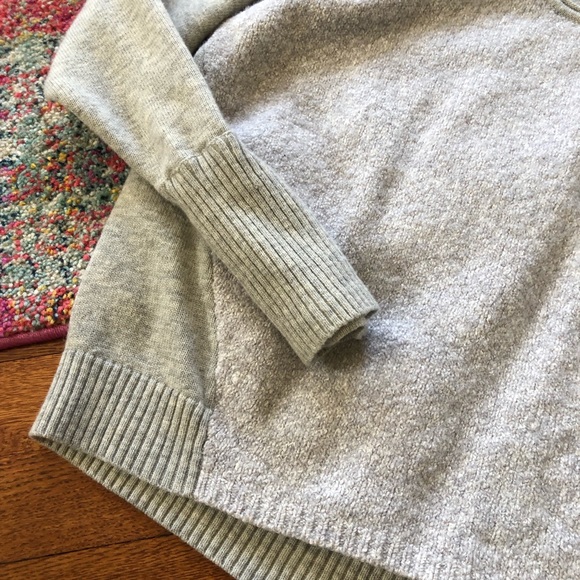 Athleta gray wool blend Crewneck sweater - Picture 4 of 8